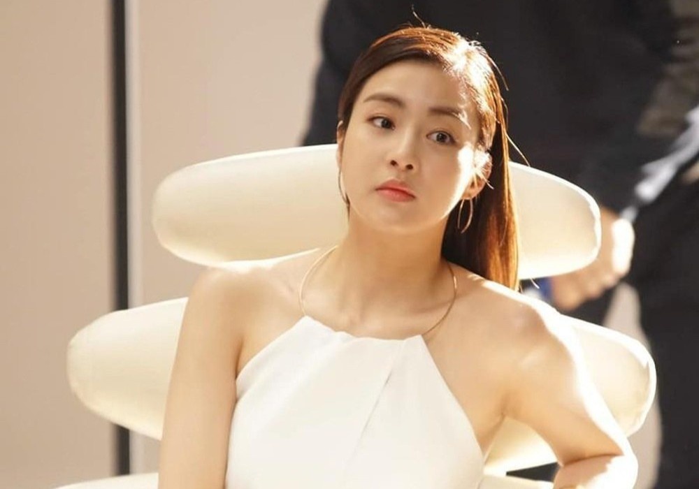 Kang Sora mang thai anh 1