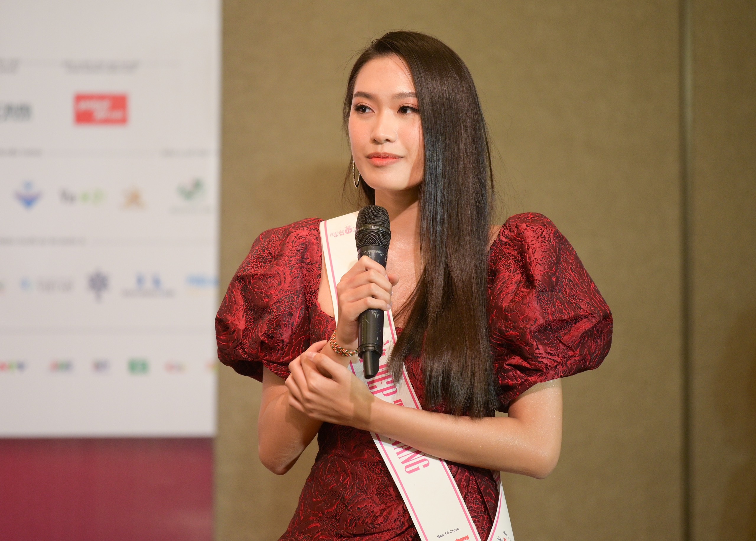 Doan Hai My va Doan Van Hau anh 2