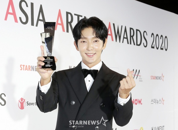 le trao giai AAA 2020 anh 10