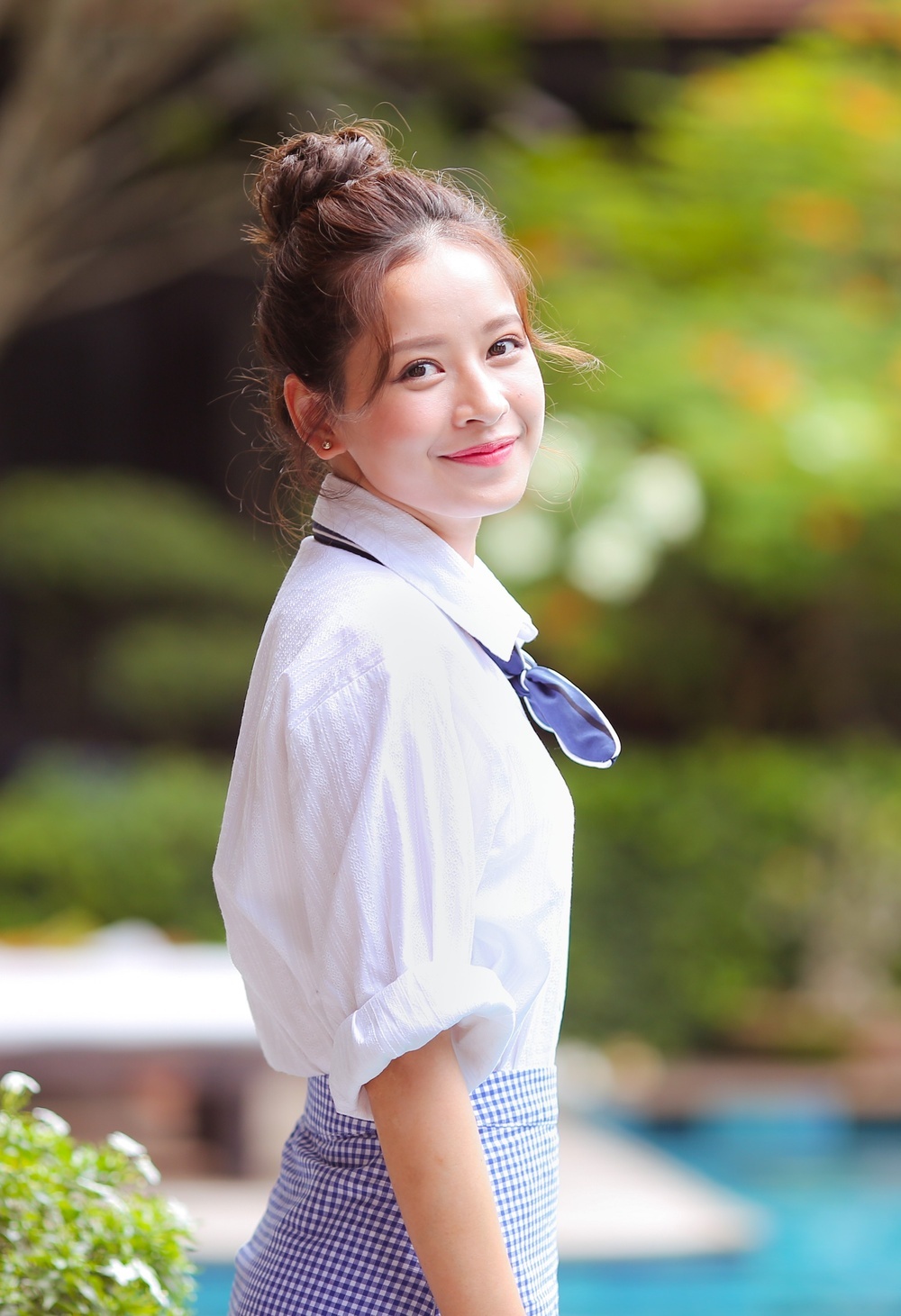 Chi Pu mac ho bao anh 1