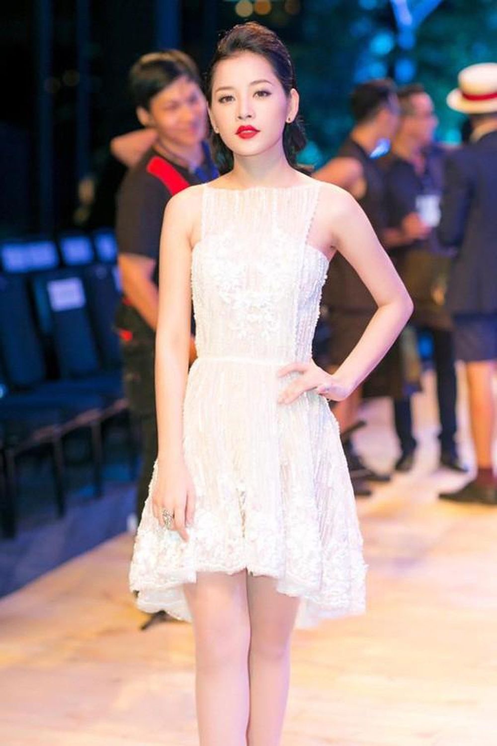 Chi Pu mac ho bao anh 4