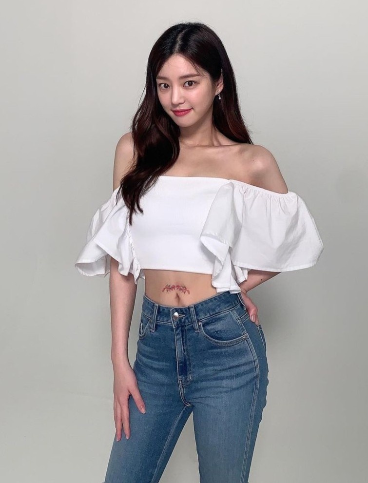 Lee Yoo bi o MAMA 2020 anh 12