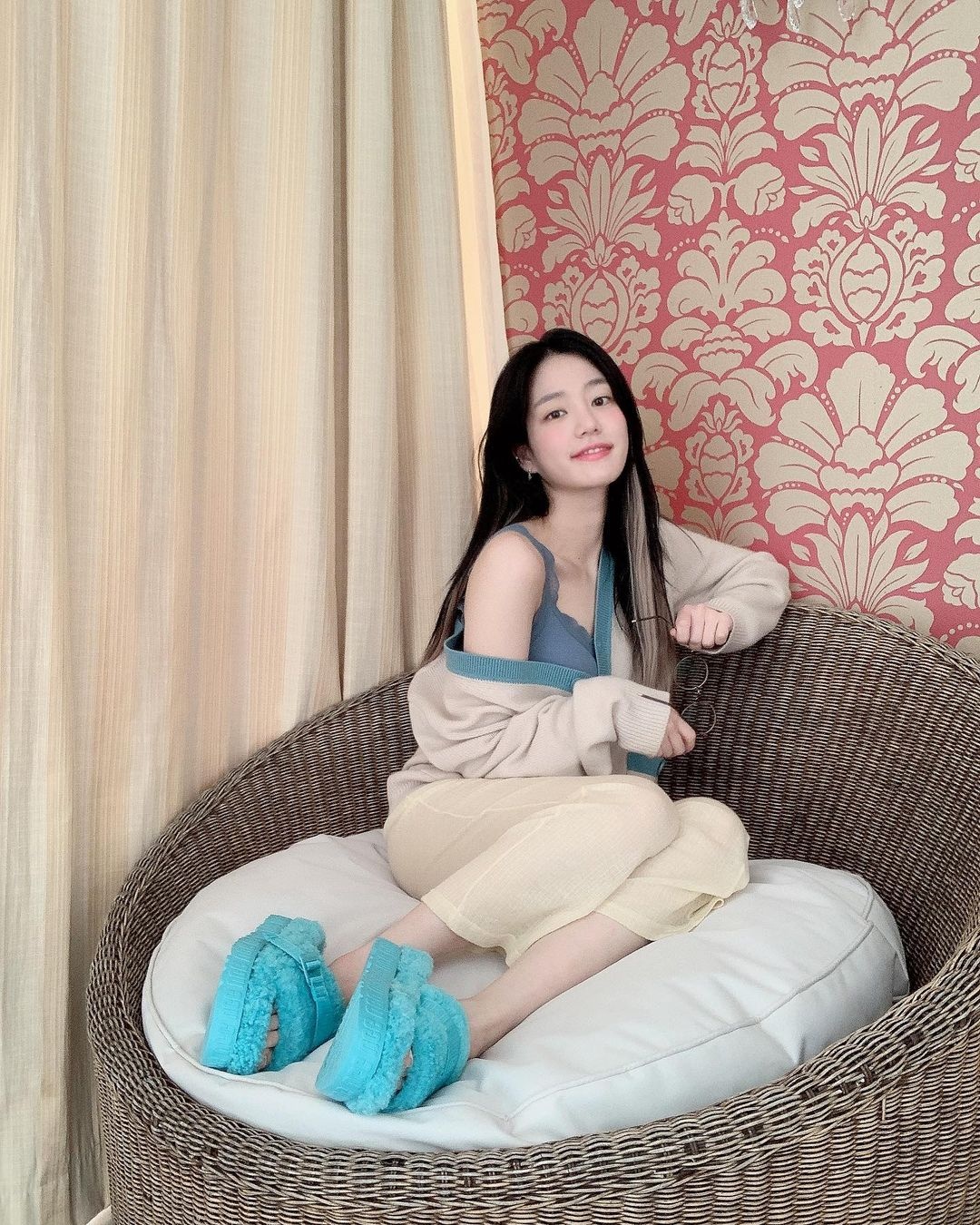 Lee Yoo bi o MAMA 2020 anh 8