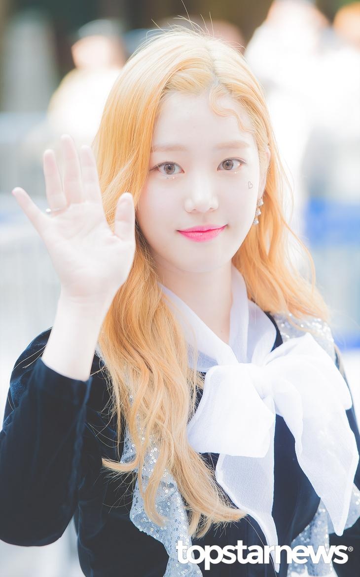 Lee Yoo bi o MAMA 2020 anh 9