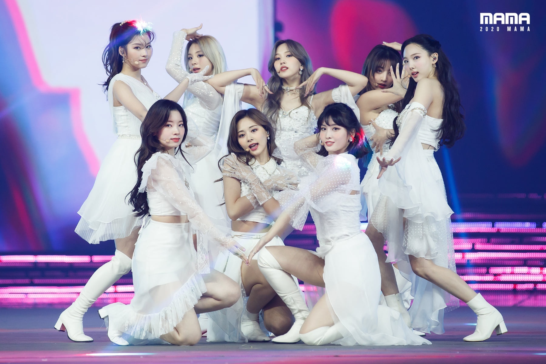Sana TWICE ảnh 1 Sana TWICE anh 1