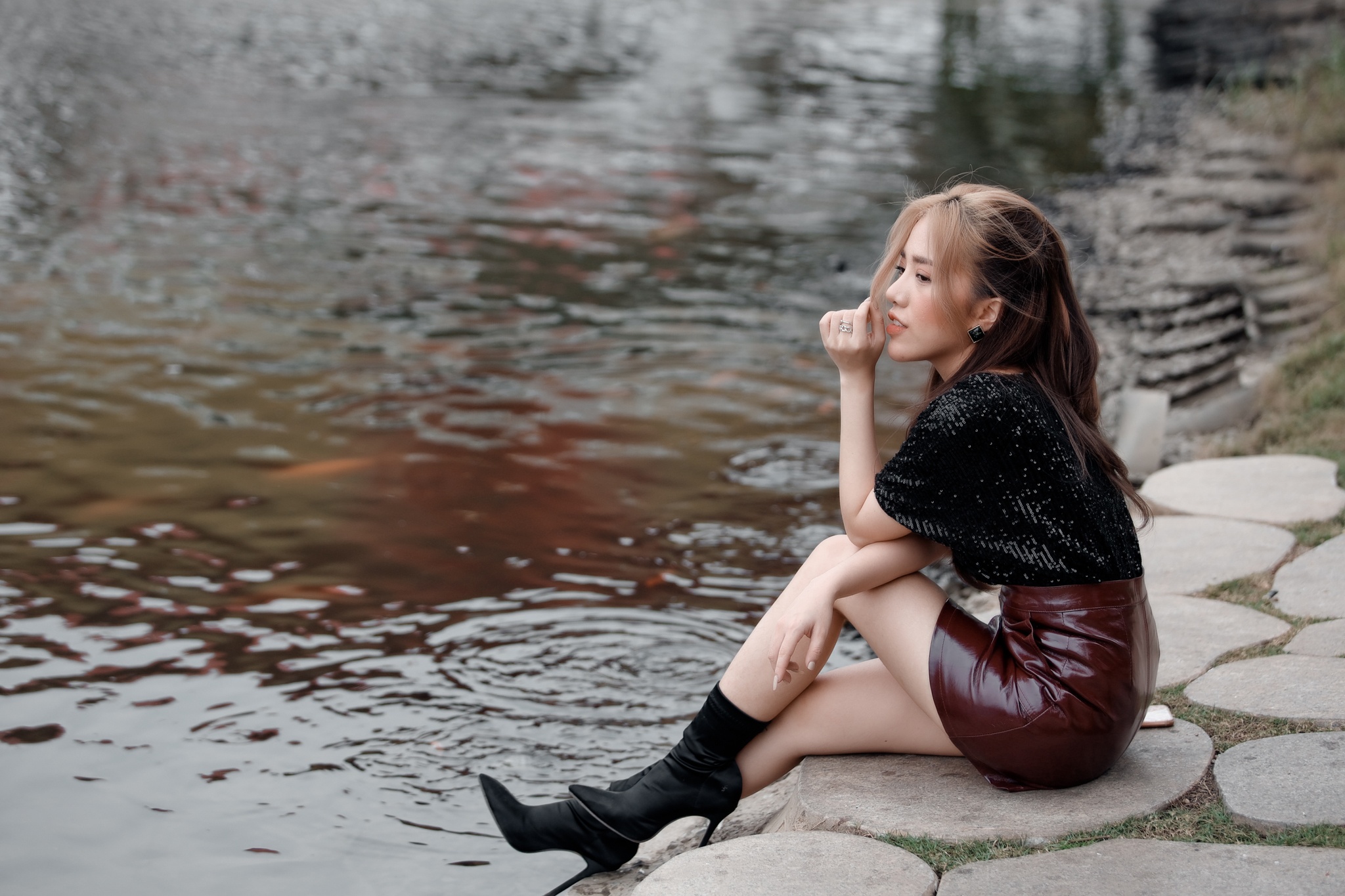 Phùng Khánh Linh  ảnh 4 Phung Khanh Linh anh 4