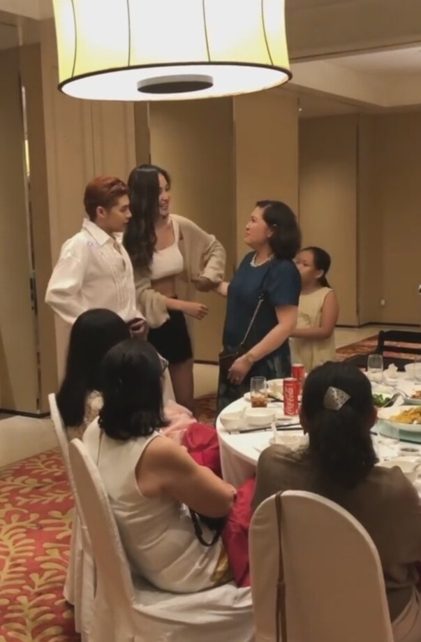 Mai Phương Thúy gặp mẹ Noo Phước Thịnh ảnh 2 Mai Phuong Thuy gap me Noo Phuoc Thinh anh 2