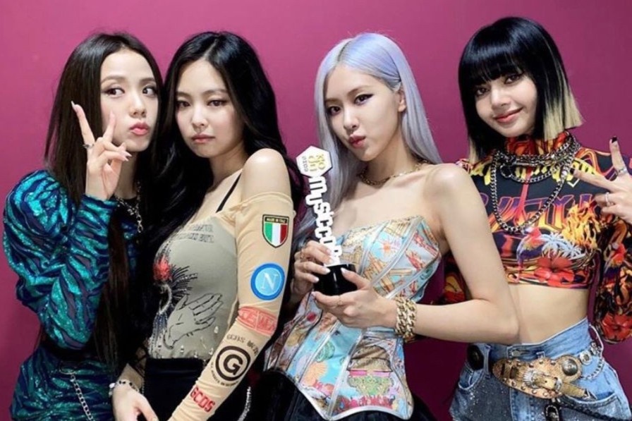BTS, BlackPink co ca khuc te nhat 2020 hinh anh