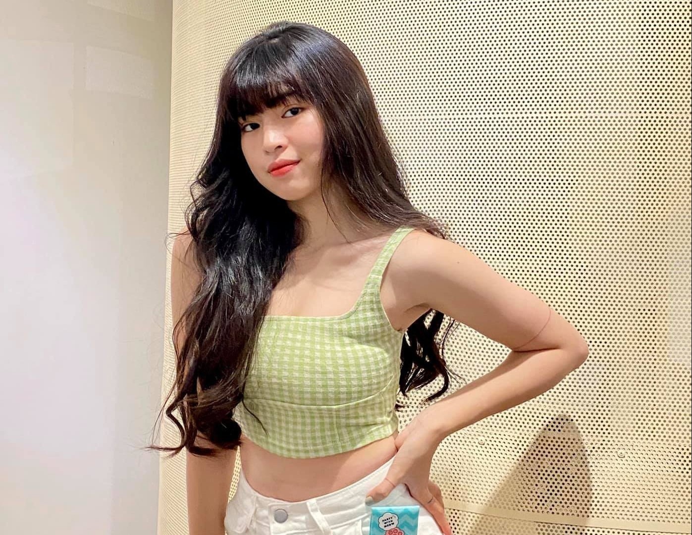 Dan dien vien mat biec anh 1