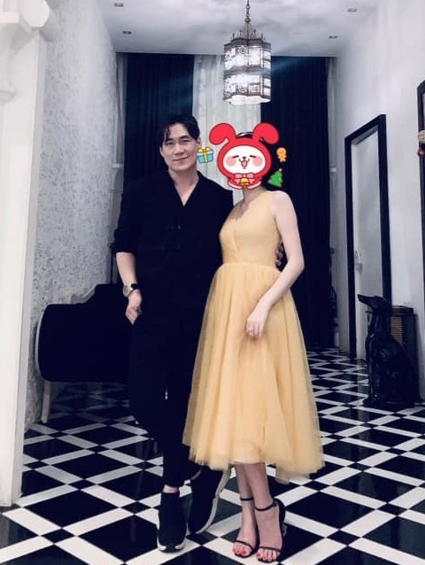 Khanh Phuong cong khai ban gai anh 1