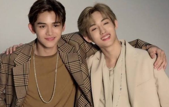 NCT lan dau to chuc dem nhac voi doi hinh 23 nguoi hinh anh