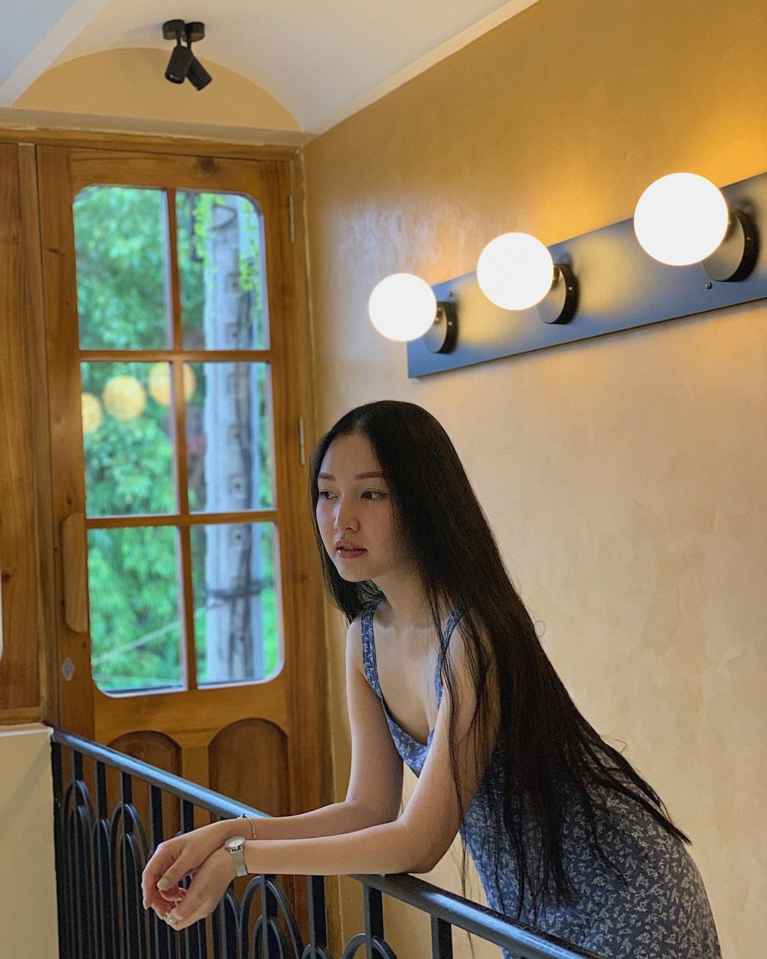 nu chinh MV dom dom anh 10