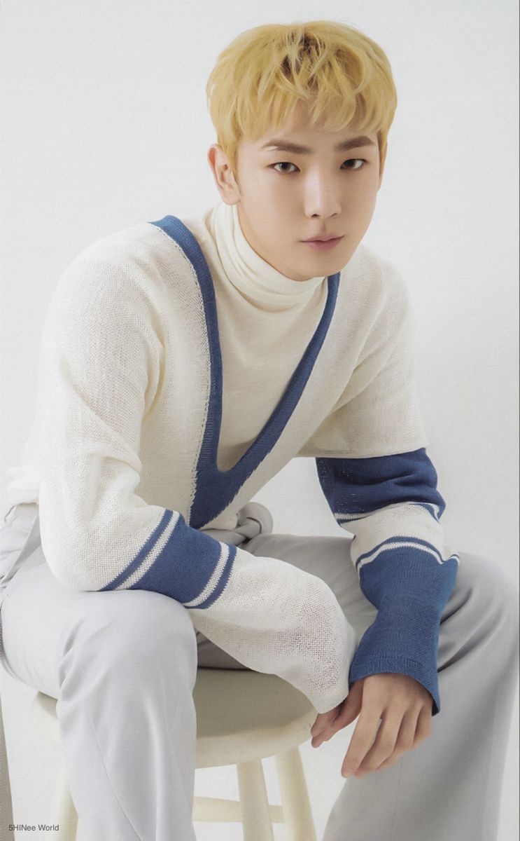 Thần tượng nói nhiều ngôn ngữ ảnh 3 Than tuong noi nhieu ngon ngu anh 3