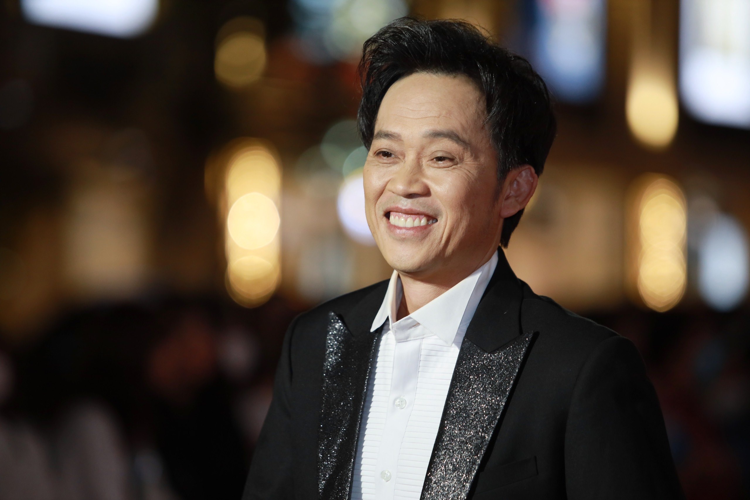 Hoai Linh va dan sao Viet tren tham do giai thuong Mai vang hinh anh