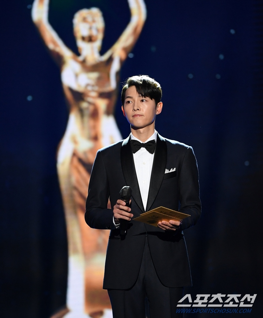 Rong xanh 2021 anh 1