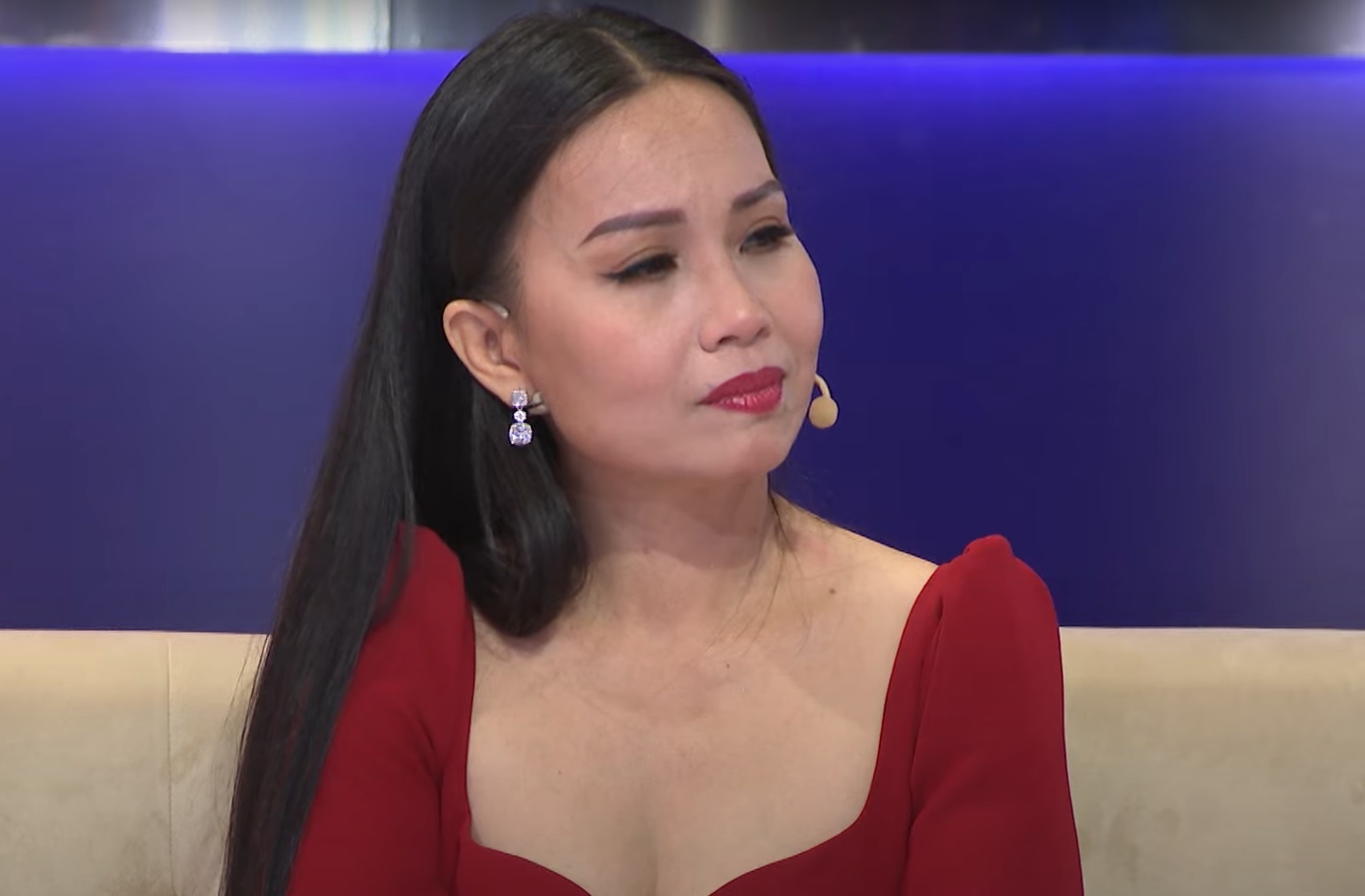 Cam Ly khoc khi noi ve giai doan muon bo nghe hinh anh