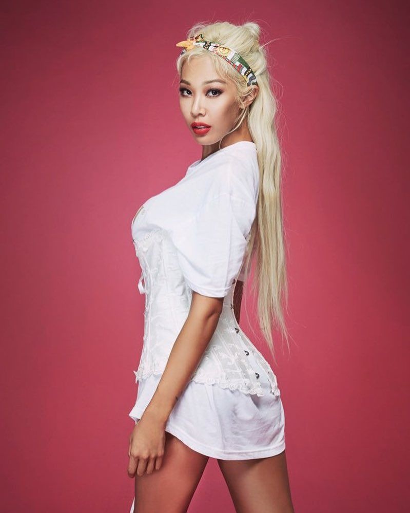 Ca sĩ có thân hình đẹp nhất ảnh 11 Ca si co than hinh dep nhat anh 11