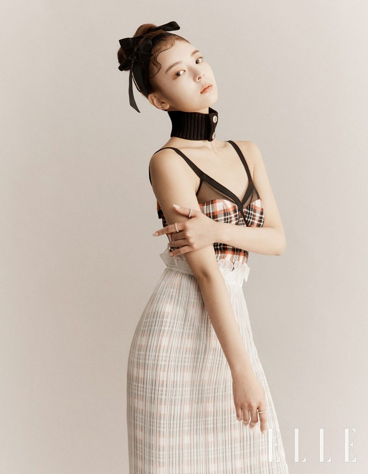 Ji Soo đụng hàng ảnh 6 Ji Soo dung hang anh 6