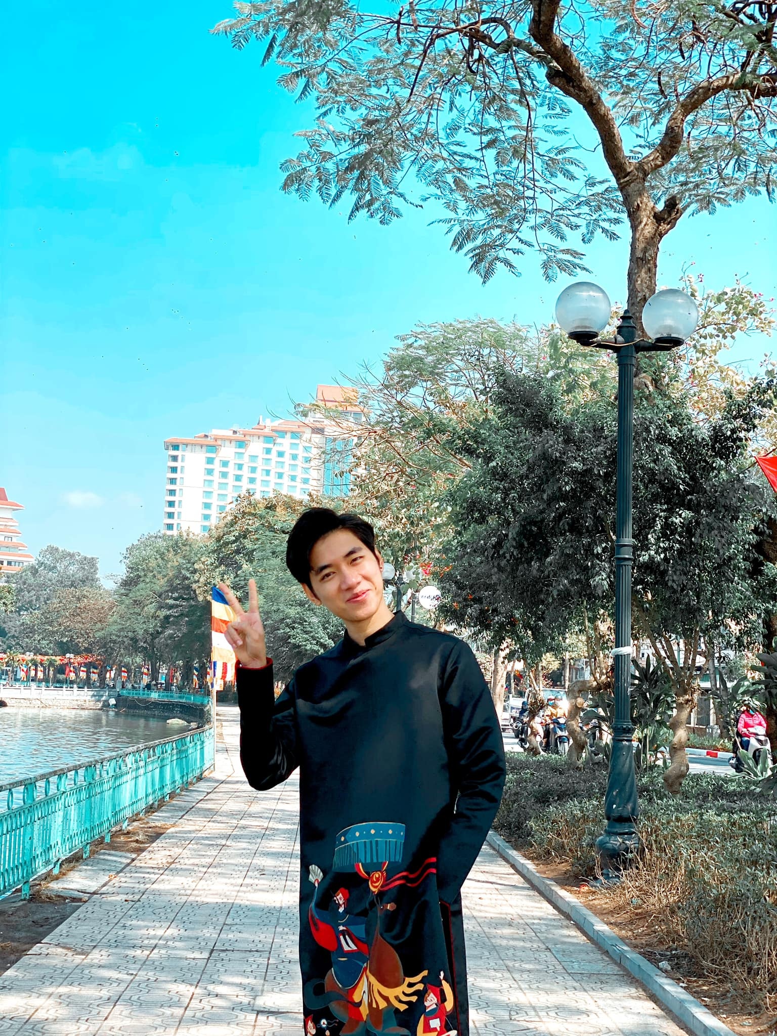 Sao Viet ngay mung 1 Tet anh 3