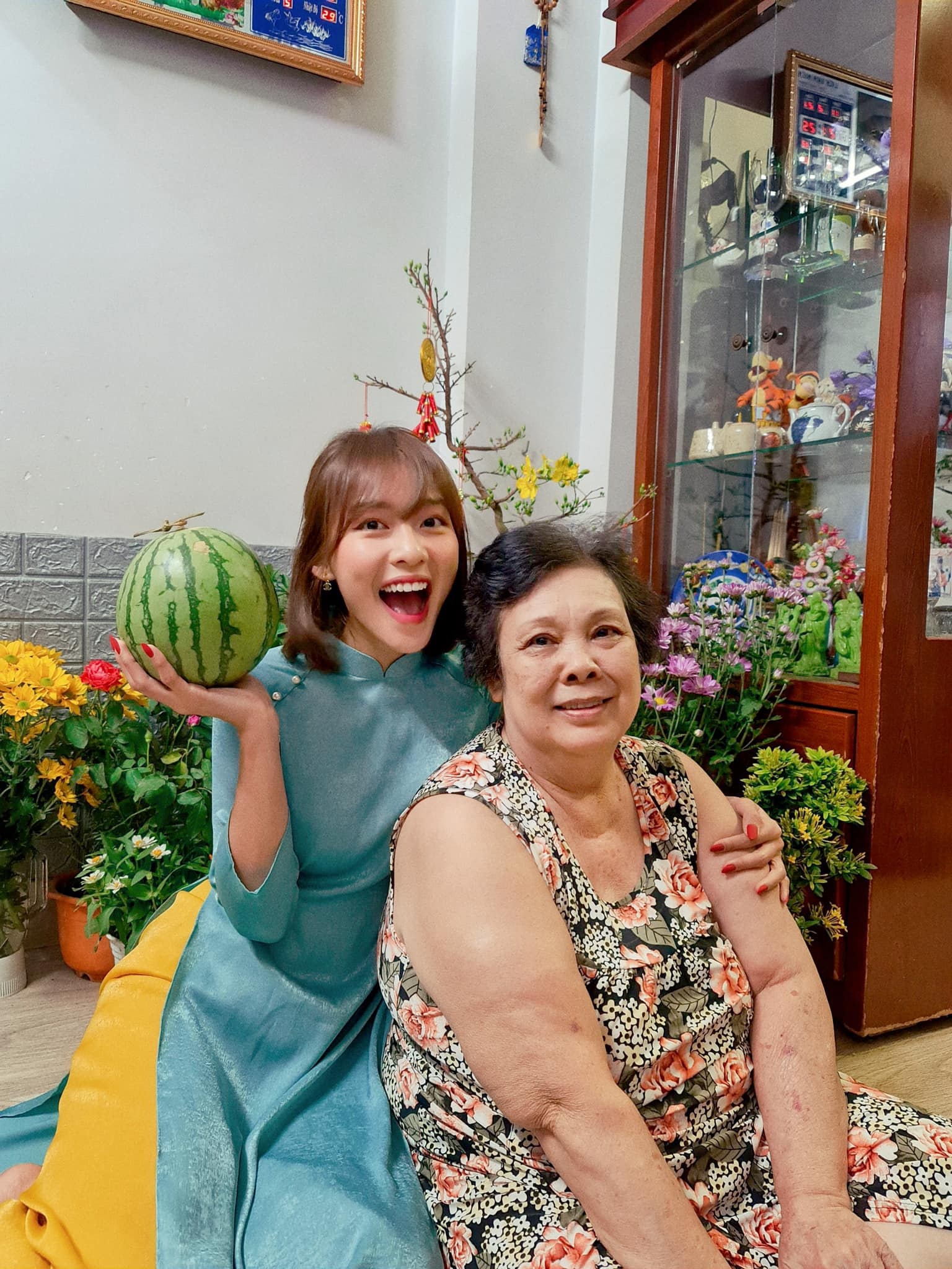 Sao Viet ngay mung 1 Tet anh 8