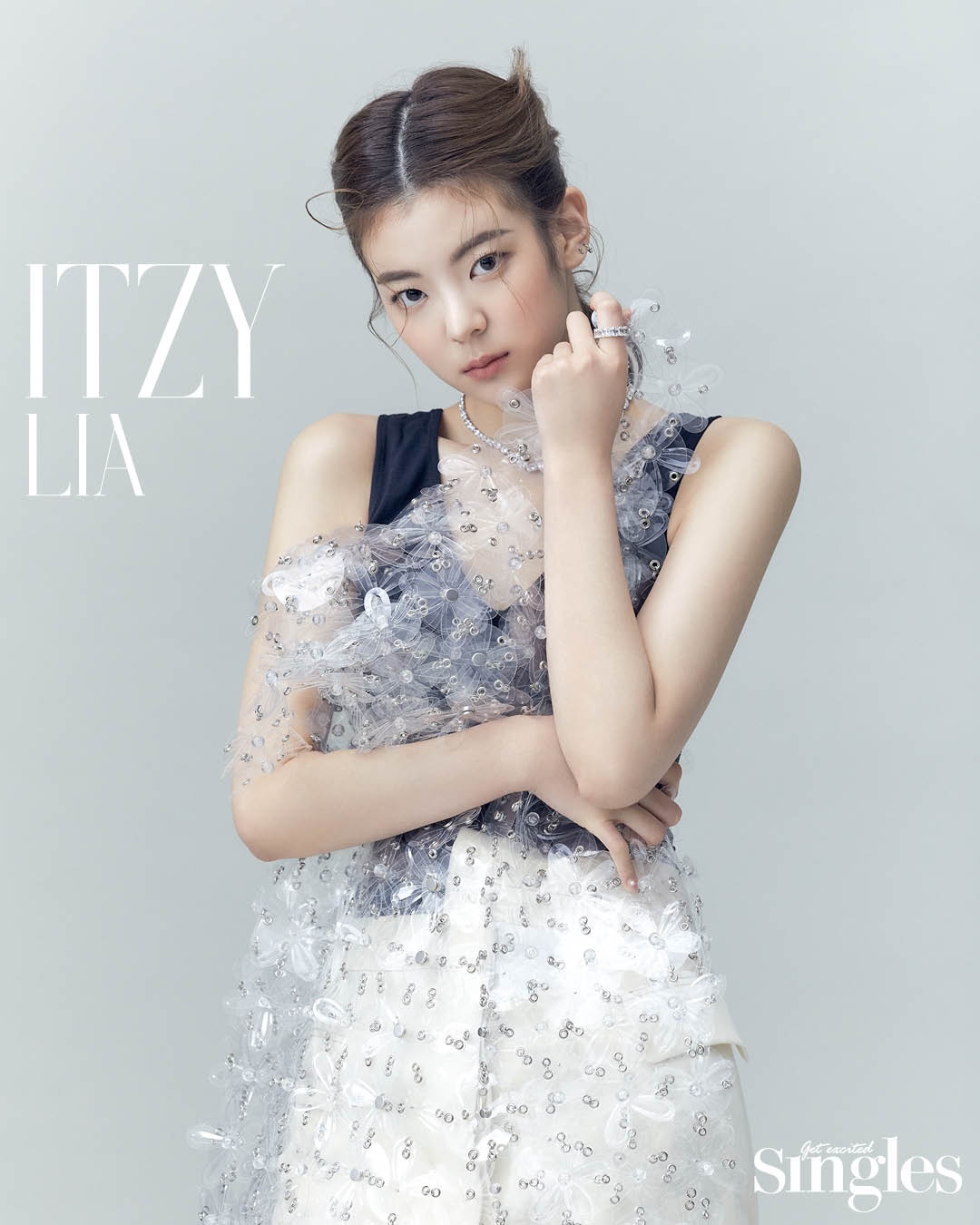 ITZY trong bộ hình mới ảnh 5 ITZY trong bo hinh moi anh 5