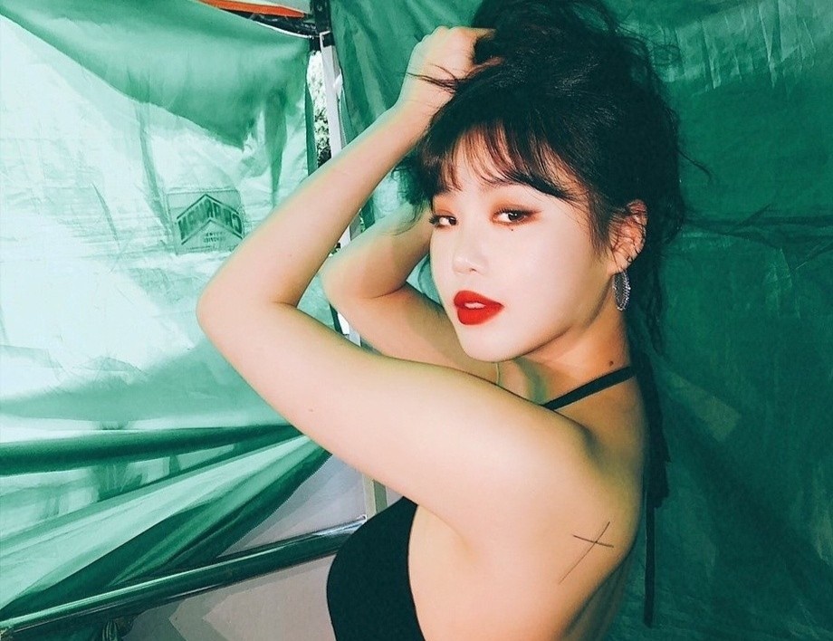 Nguoi noi tieng phoi bay van nan nhuc nhoi o Han Quoc hinh anh