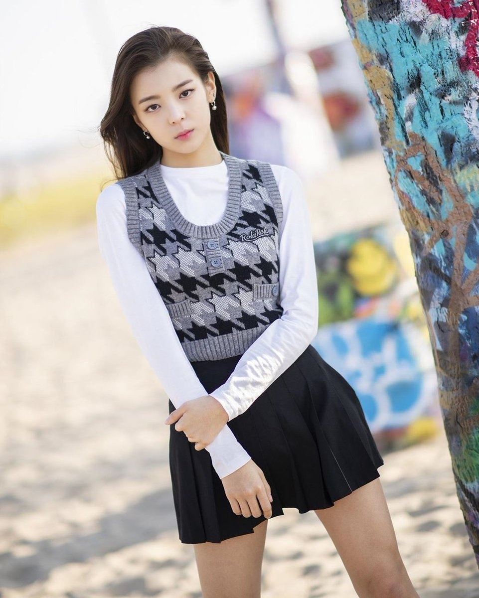 Gia cảnh nhóm ITZy ảnh 5 Gia canh nhom ITZy anh 5