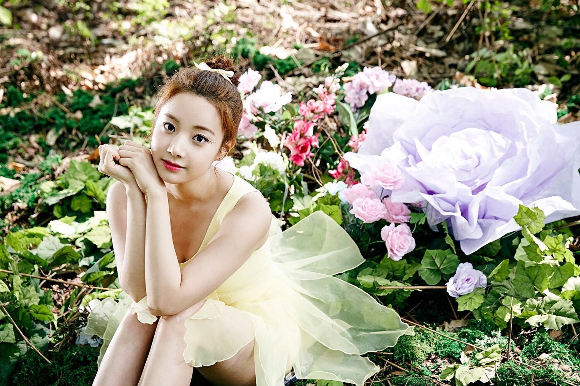 Na Eun April bi tay chay anh 2