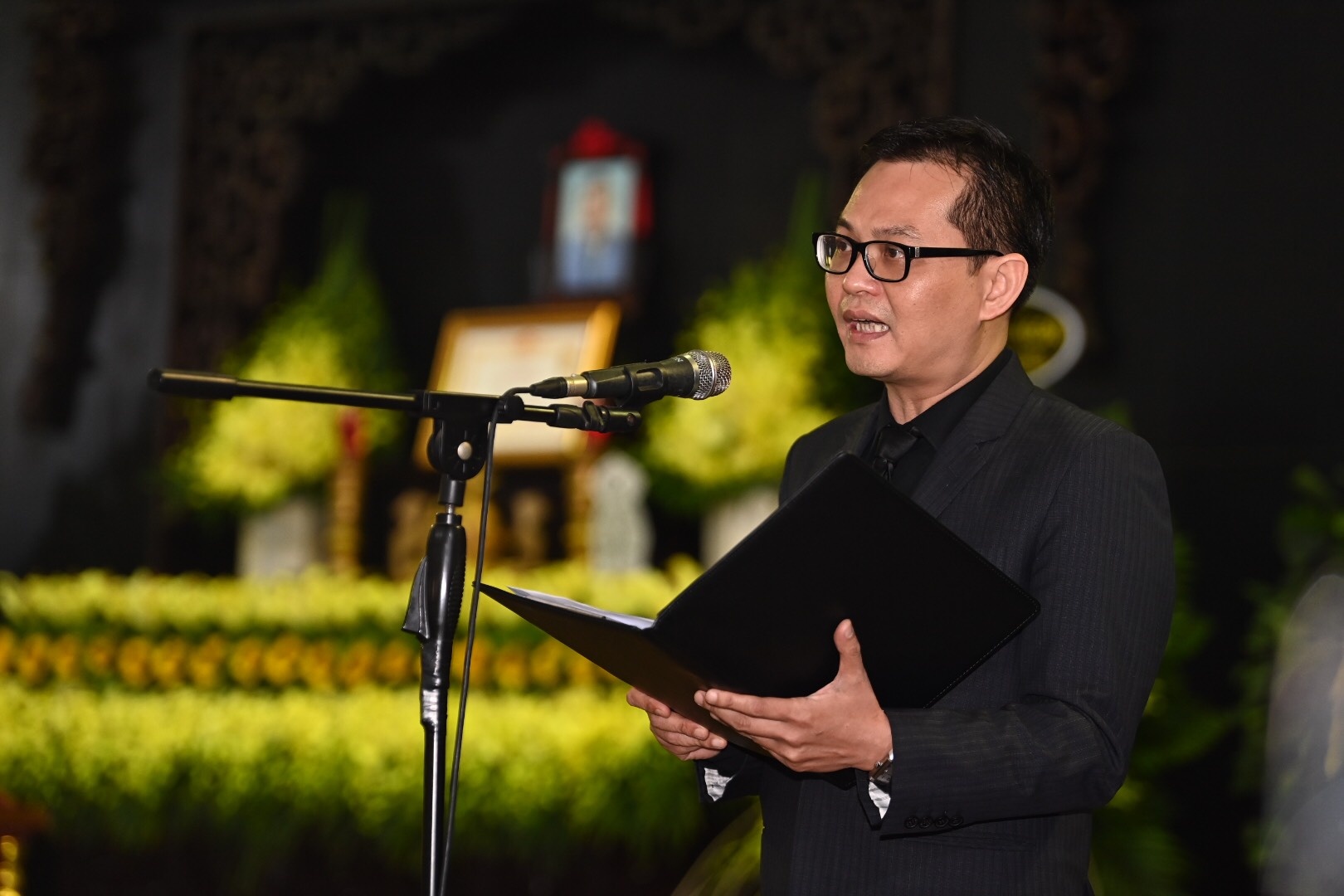 Tang le NSND Tran Hanh anh 14