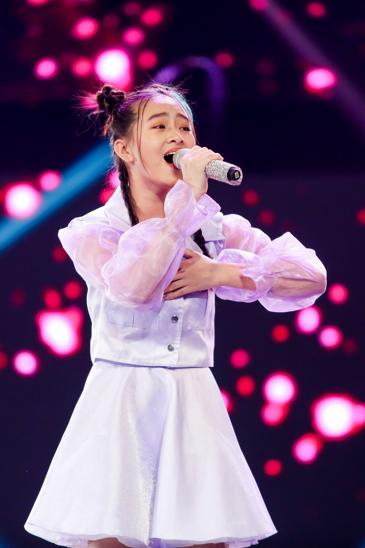 Giong hat viet nhi anh 2