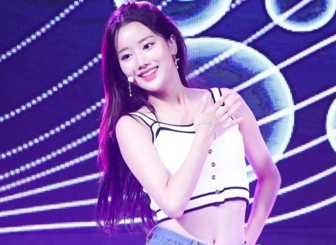 Than tuong xinh dep nhat Han Quoc Na Eun bi loai khoi phim moi hinh anh