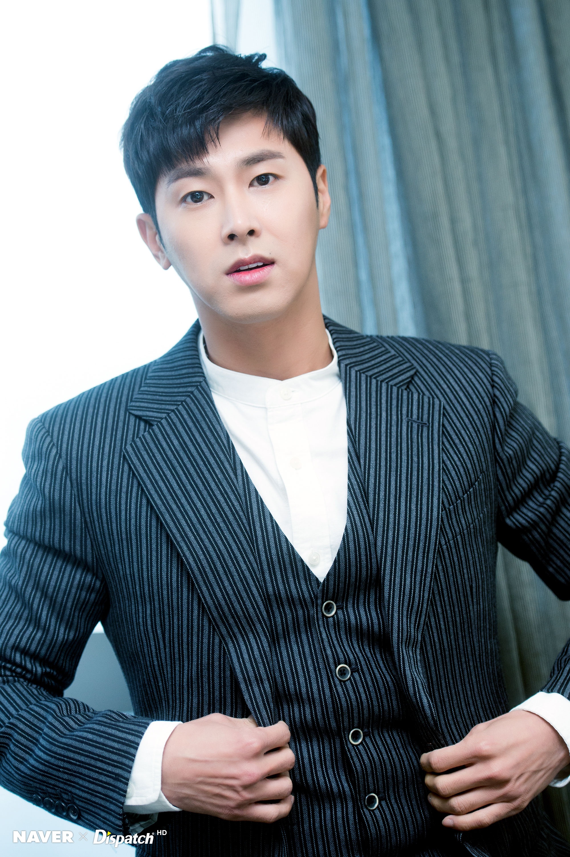 Yunho bo tron anh 1