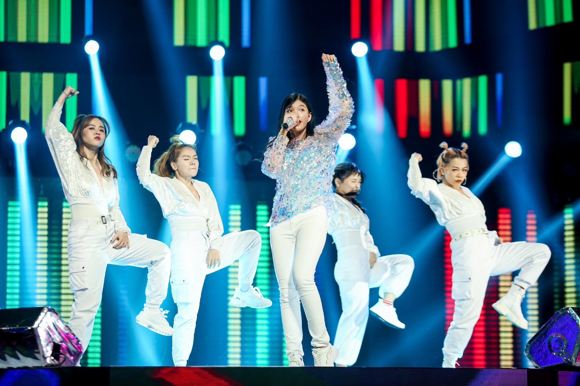 Giong hat Viet nhi anh 1