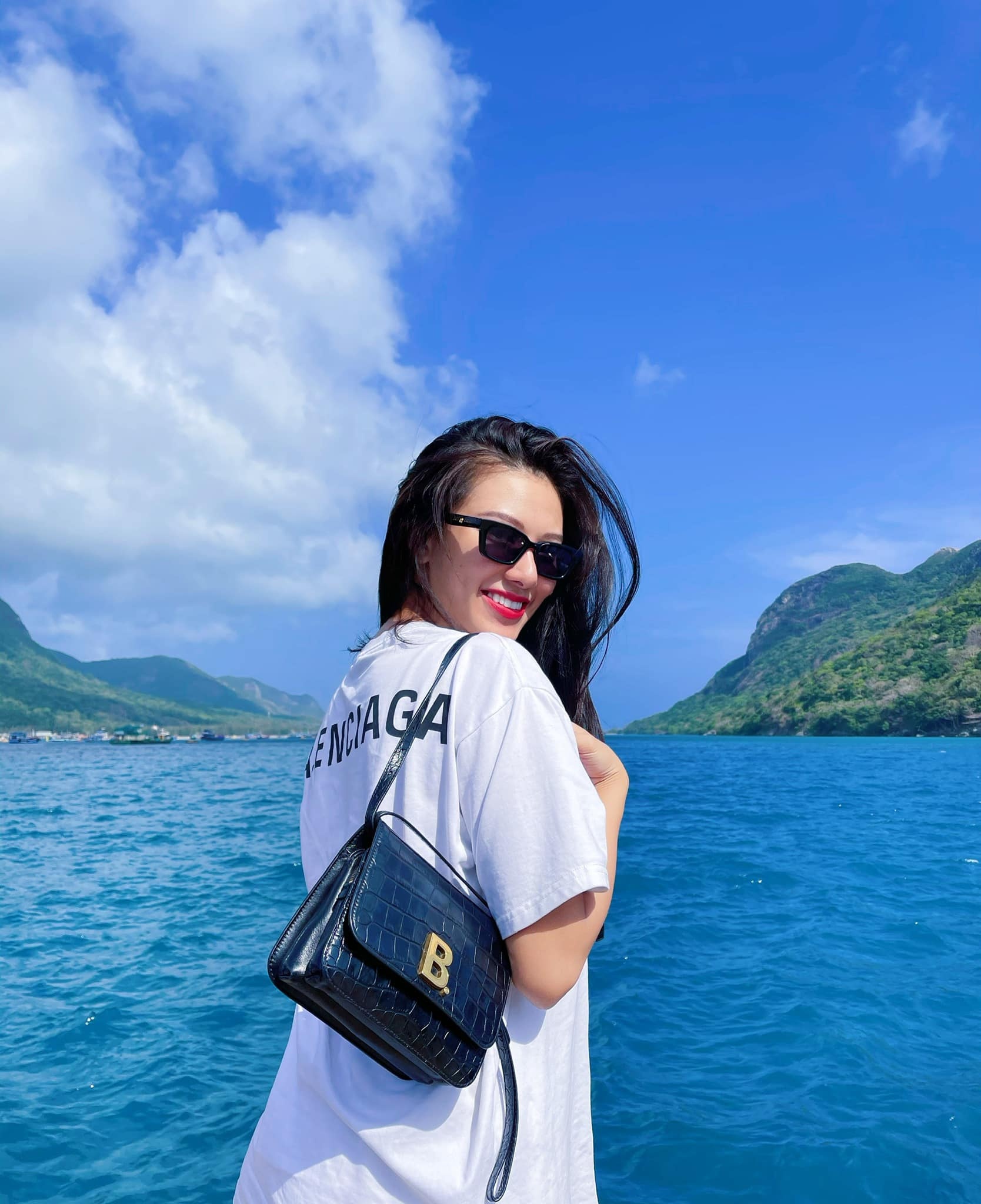 kim duyên phẫu thuật thẩm mỹ ảnh 2 kim duyen phau thuat tham my anh 2