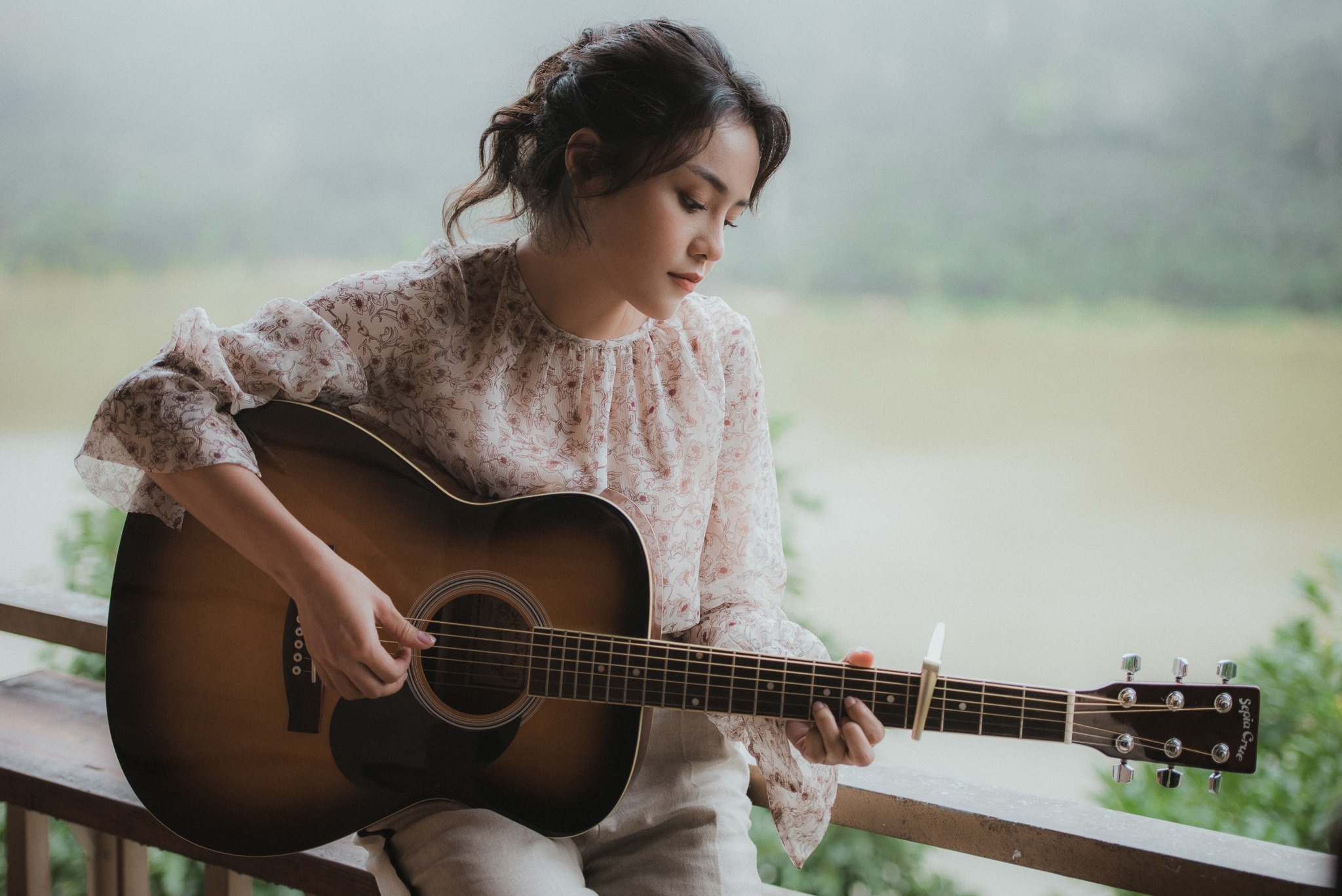 Thai Trinh buc xuc vi bi xuc pham anh 1