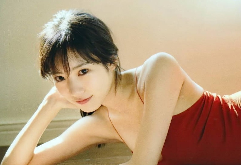 Nu ca si Nhat se sup do vi vao khach san voi 2 sao nam? hinh anh