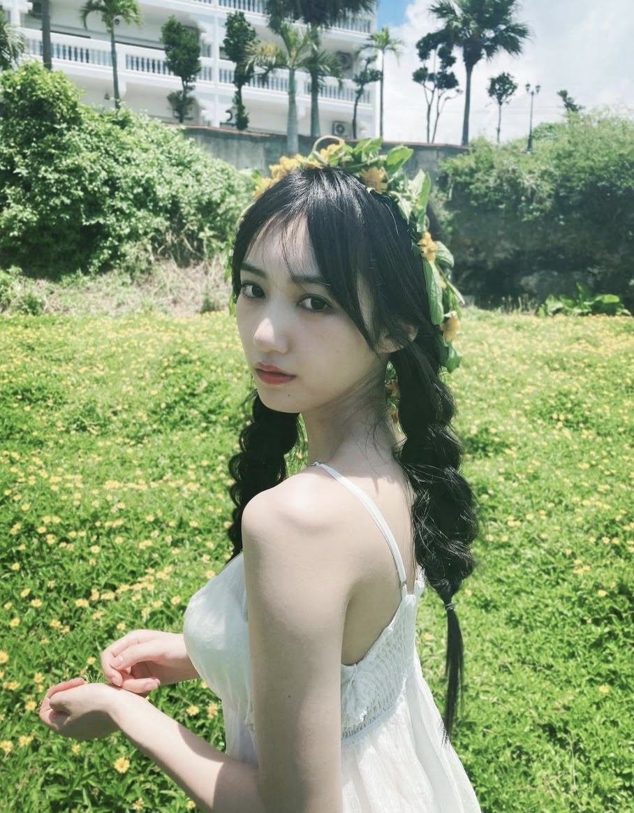 Nữ ca sĩ bắt cá 2 tay ảnh 3 Nu ca si bat ca 2 tay anh 3