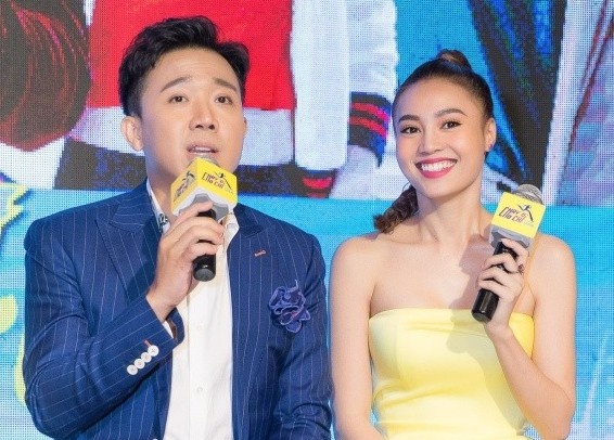 Chay di cho chi mua 2 thay doi doi hinh ngoi sao hinh anh