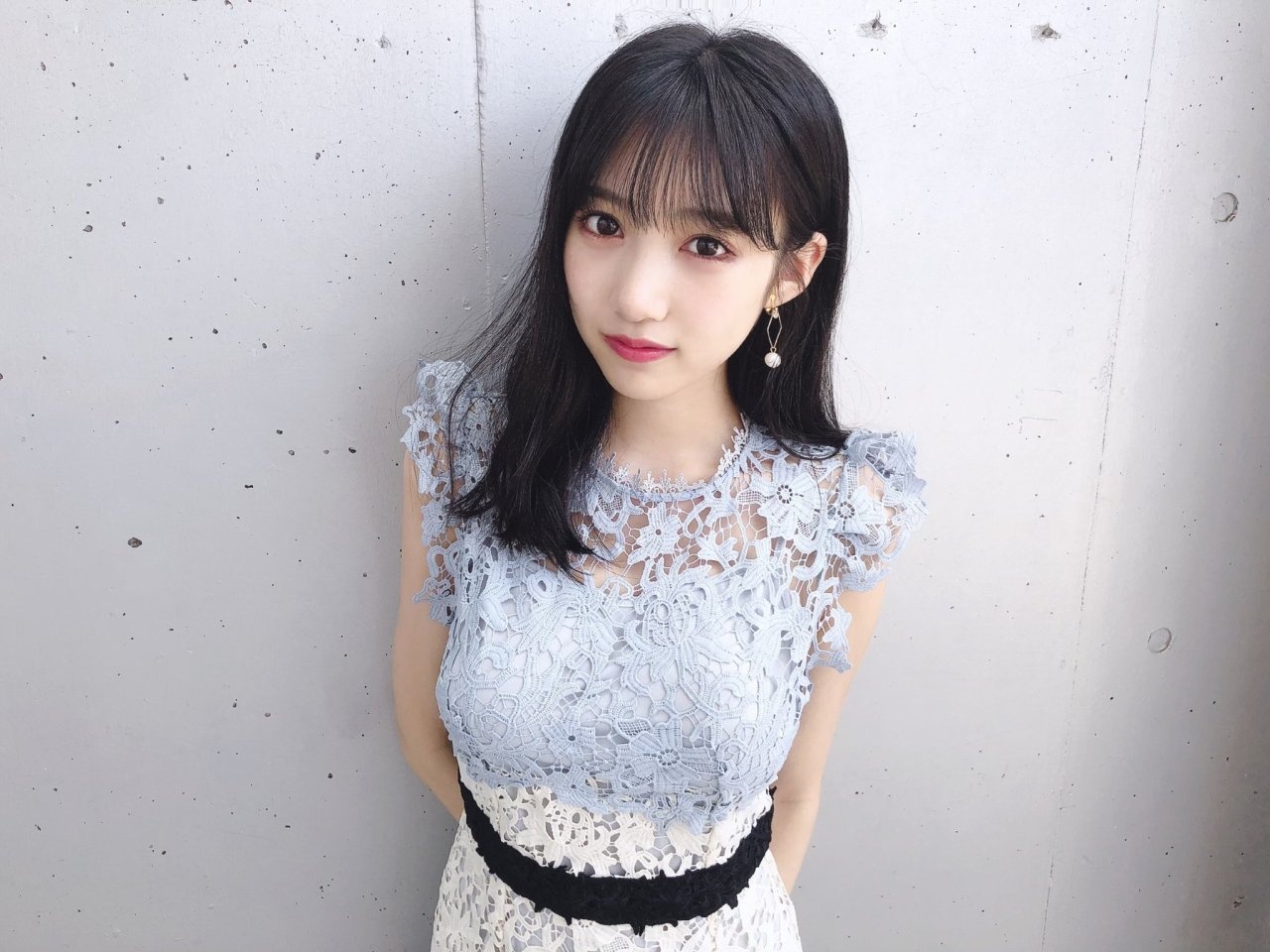 ca si Nhat qua dem voi 2 sao nam anh 6