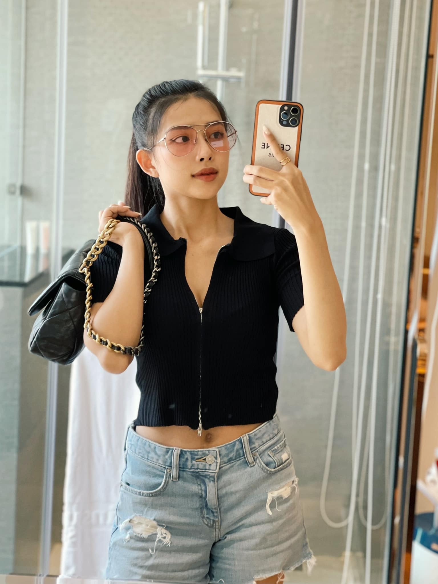 vo Phan Manh Quynh anh 3