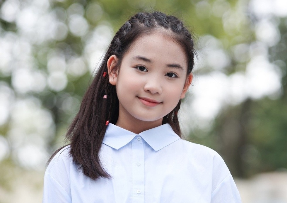 Ha Anh - thi sinh Giong hat Viet nhi quen mat tren song truyen hinh hinh anh