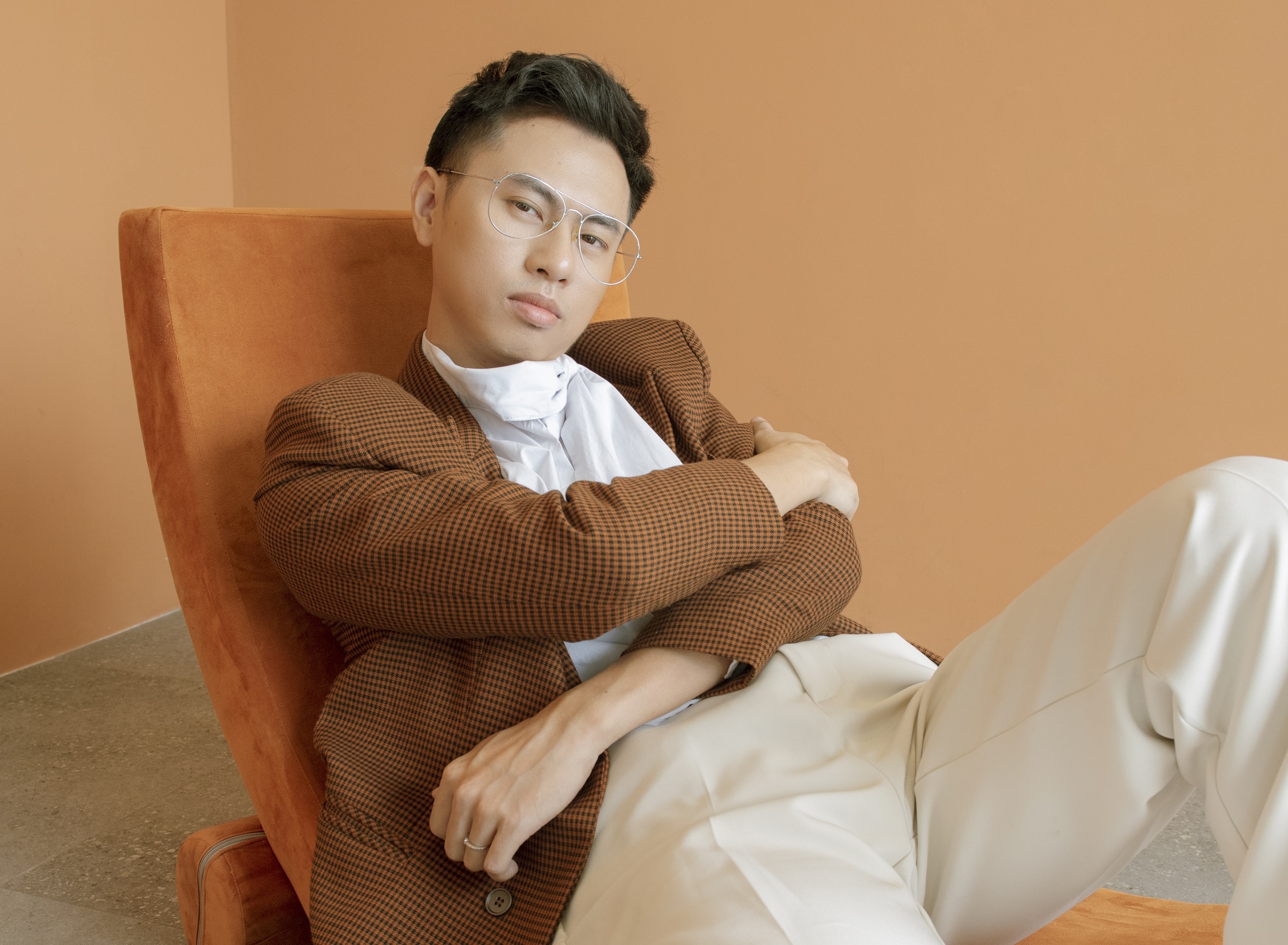 Nhac si duong cam anh 2