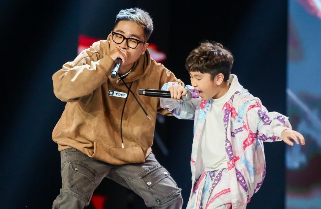 Cau be 10 tuoi duoc giam khao nhan xet la tuong lai cua nhac Viet hinh anh