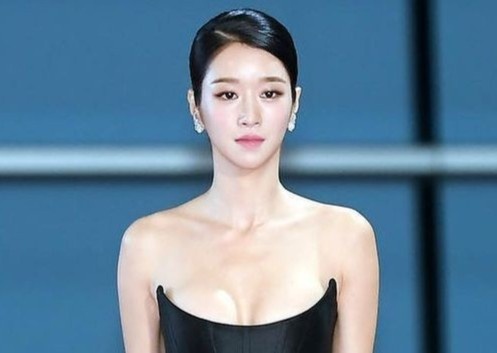 Seo Ye Ji huy lich trinh sau on ao tinh cam voi Kim Jung Hyun hinh anh