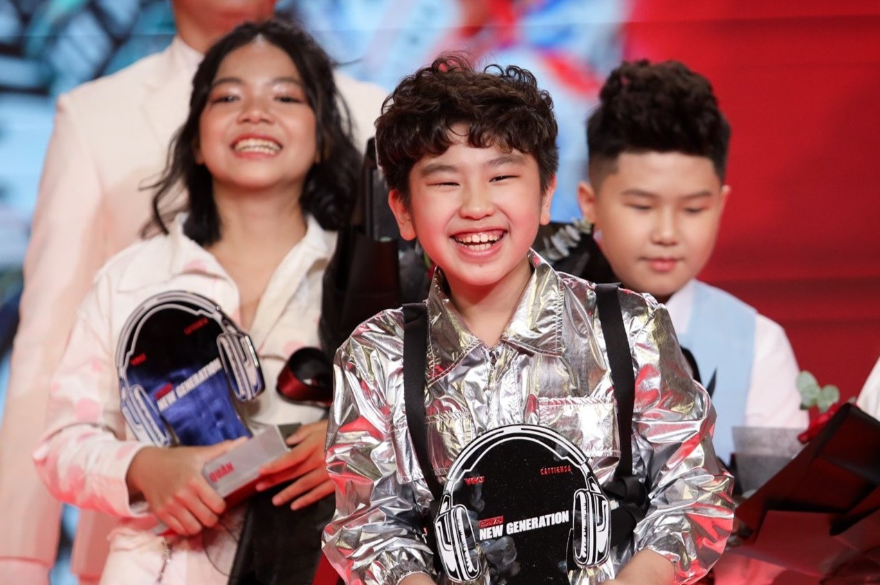 Quan quan Giong hat Viet nhi: ‘Bat dau sang tac rap tu nam 9 tuoi’ hinh anh