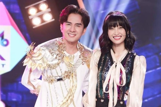 Juky San: 'Toi run ray khi hat cung anh Dan Truong' hinh anh