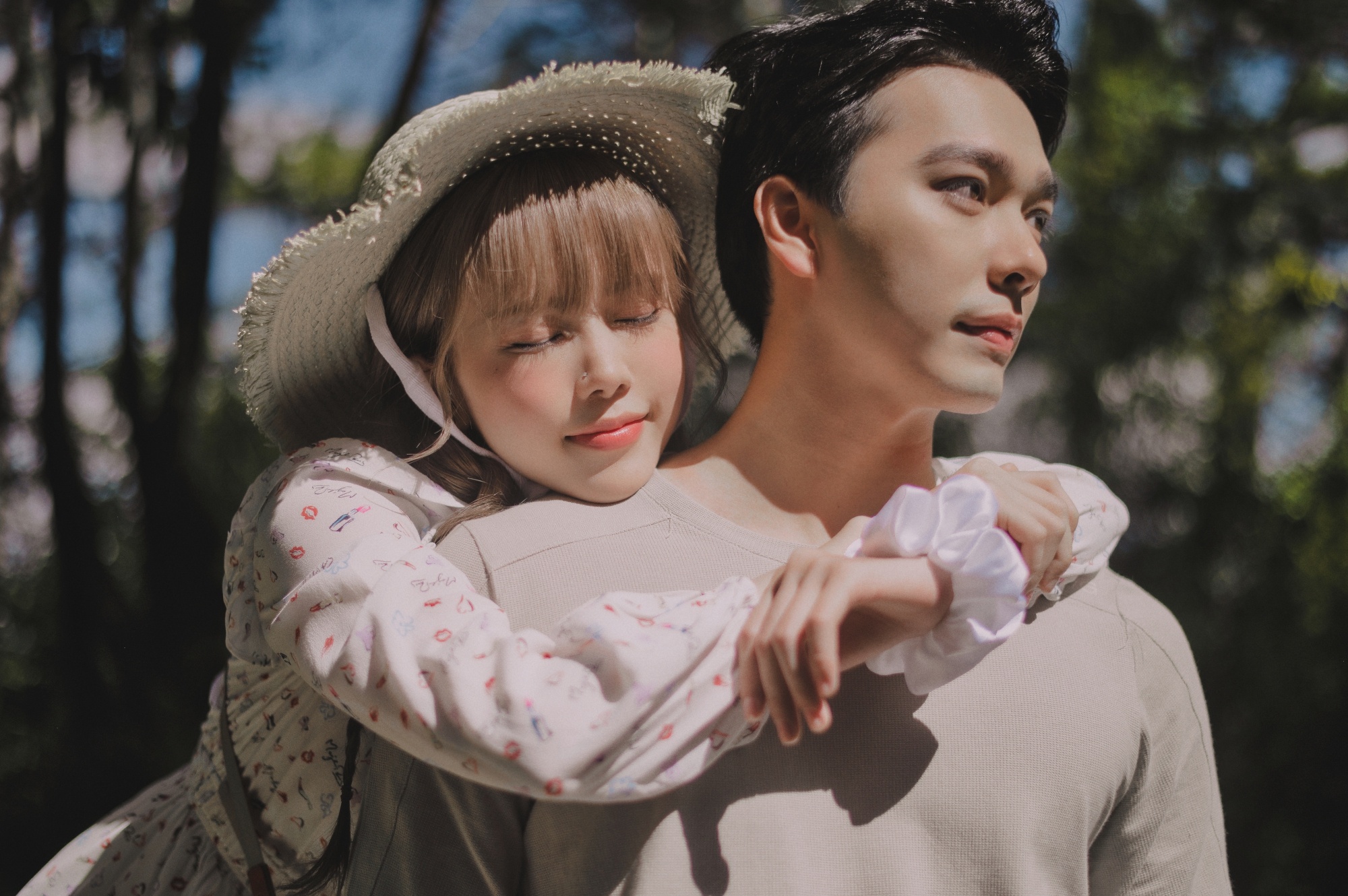 Love Rosie cua Thieu Bao Tram anh 1