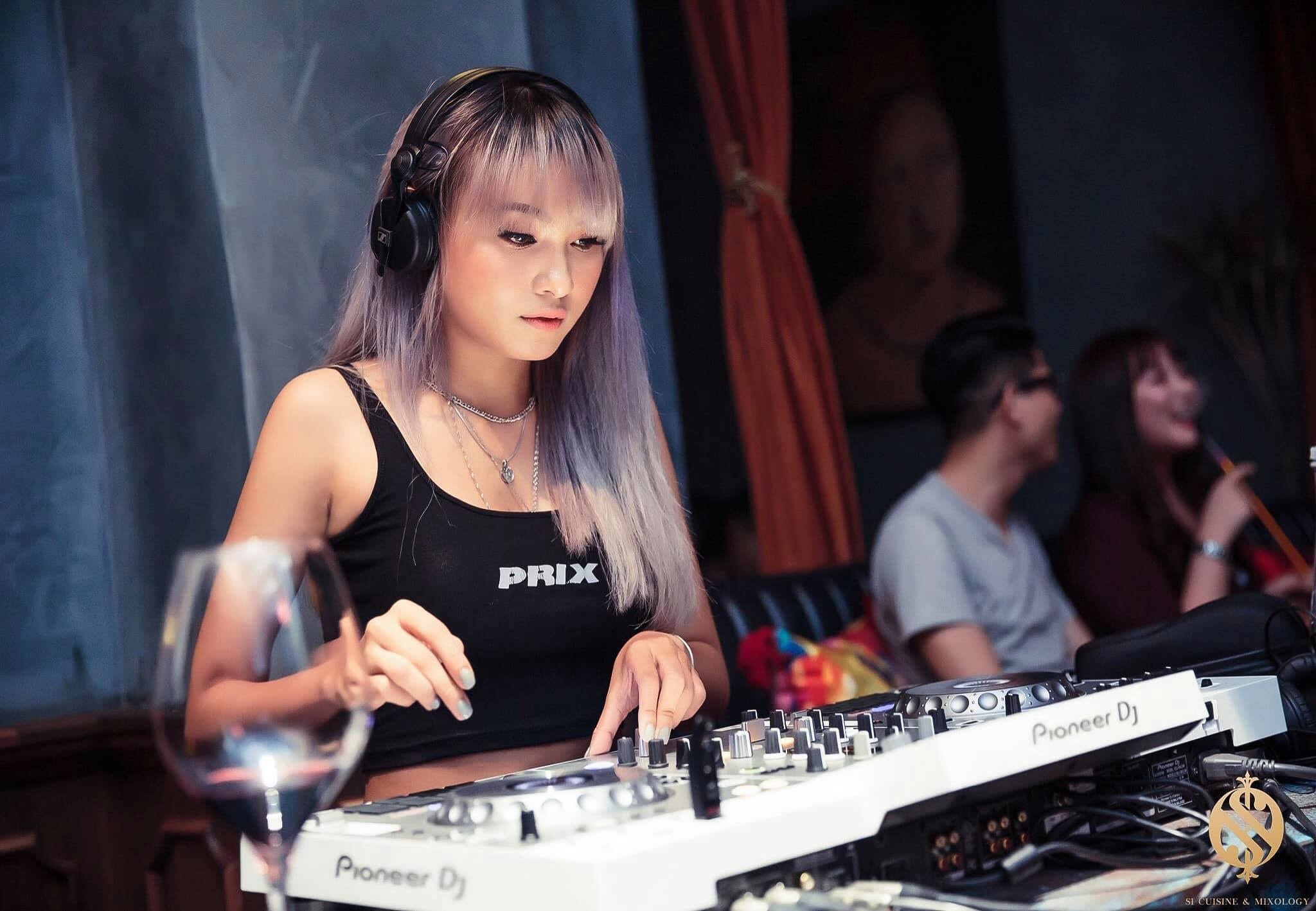 DJ that nghiep mua dich anh 2