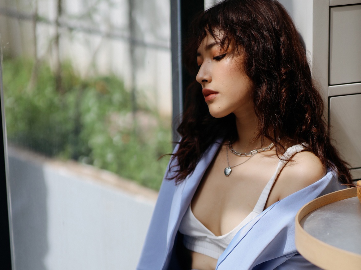 Cara Phuong sau 4 nam dong MV cua Son Tung hinh anh