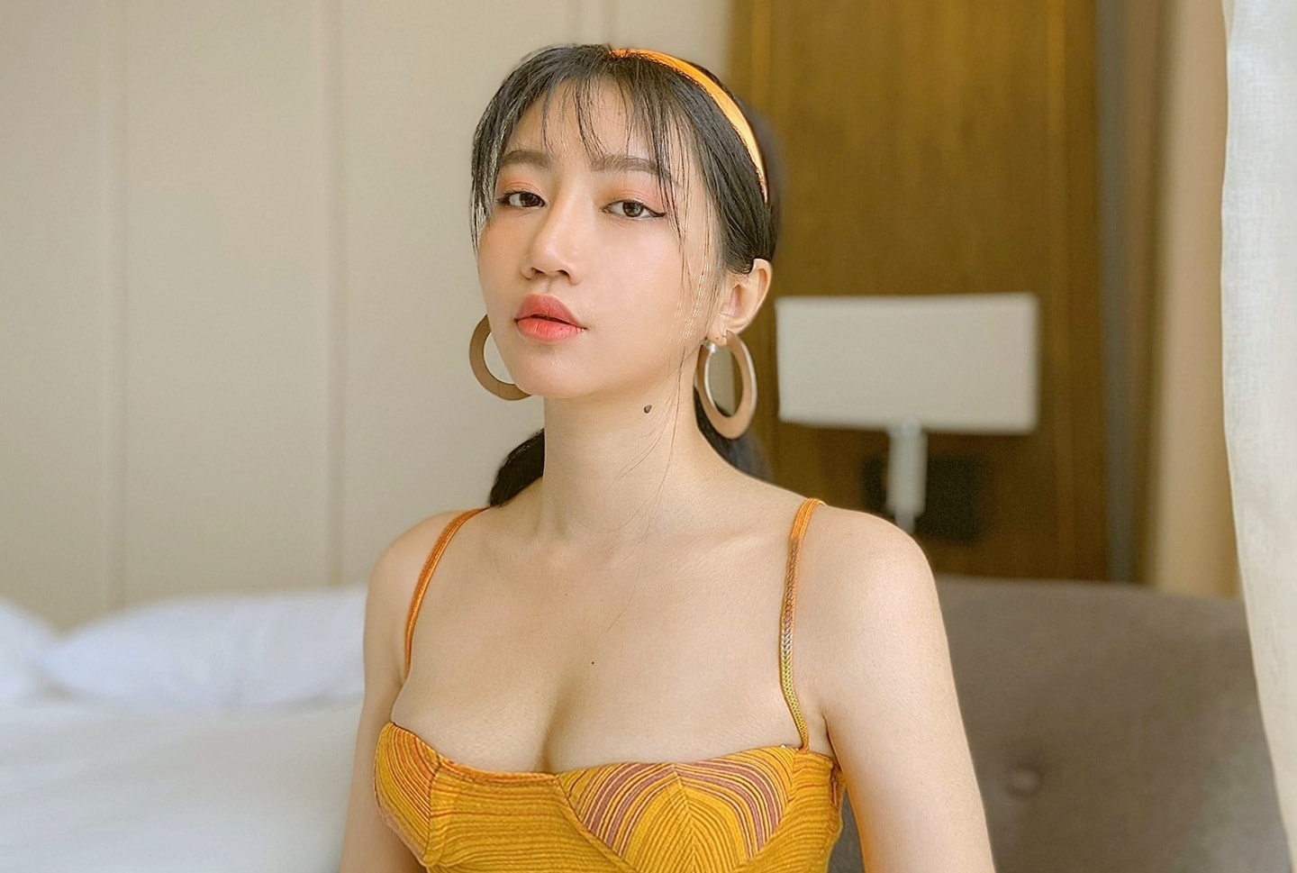 Orange: 'Toi soc khi bi Khac Hung che' hinh anh